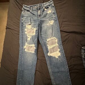 American Eagle distressed 8 long curvy mom Jean